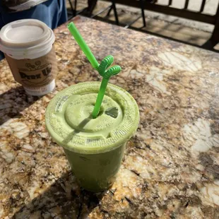 The iced matcha latte with oat milk is good. Way better than Starbucks. More matcha-y.