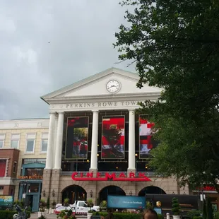 Love the Perkins Rowe area...