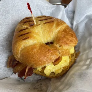 Croissant sandwich