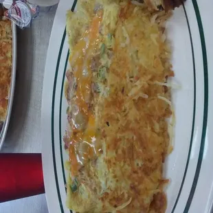 Denver omlette, hash browns and raisin toast.  Yummy.