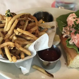 Lobster Roll, Bibb Lettuce, House Mayo, Drawn Butter