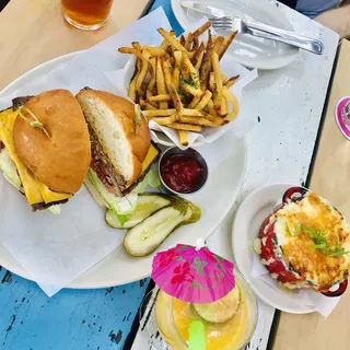 Cheeseburger, Lettuce, Tomato, Red Onion, Special Sauce