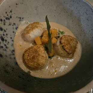 Citrus Fennel Dusted Sea Scallops