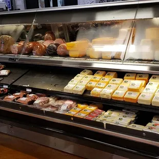 Deli.