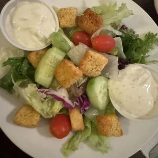 Garden salad with blue cheese and ranch