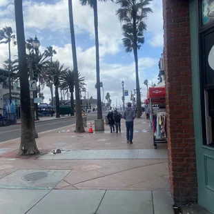 Right on Main st by the pier!