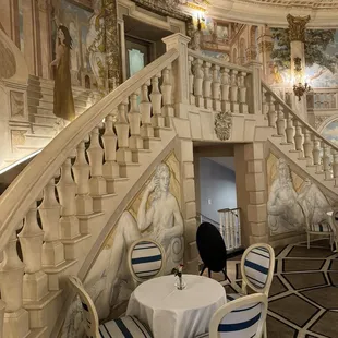 ramen and noodles, outside