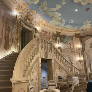 the interior of a fancy dining room