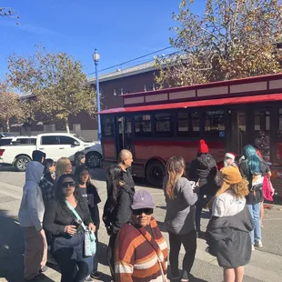 Meet Santa 12/09 12pm