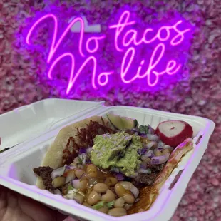 "No tacos, no life"