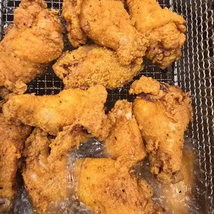 chicken, chicken wings and fried chicken, bbq chicken, bbq wings, poultry, chicken wings, food, fried chicken wings, fried chicken