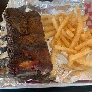 Looked good. Tasted blah. What I could rip apart anyway. Fries were all they had and none of the menus updated.