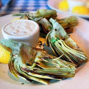 Grilled Artichoke - I didn&apos;t eat this but my other lunch companion said it was ok.