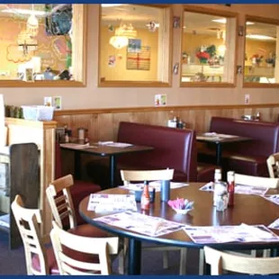 The interior of Perry's Family Restaurant.