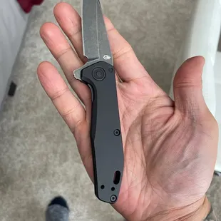 Gerber Fastball with S30V blade.
