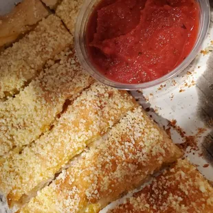 Garlic Parmesan Bread - homemade sauce