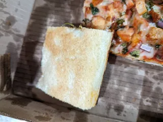 Amar Pizza