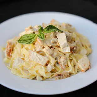 pasta dish, pasta, food