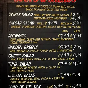 Perry's Pizza "Soups &amp; Salads" options.