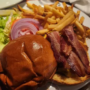 Perry&apos;s Hamburger