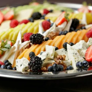 Private Dining Fruit and Cheese Platter