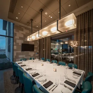 Perry&apos;s Signature Room