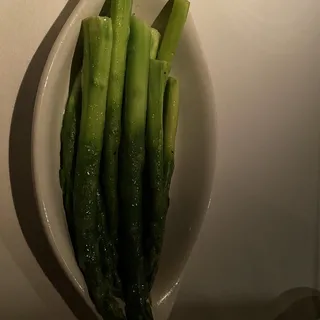 Steamed or Grilled Asparagus