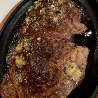 16 oz. Caramelized Prime Rib Thursday Dinner*