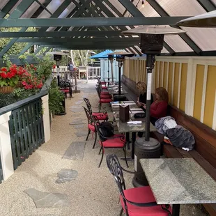 Outside patio was nice. We had blankets just in case.