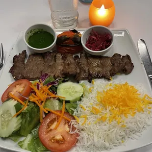 Now this is how you end the evening after a long day of work--a lovely dinner and delicious meal at Persepolis.  :)