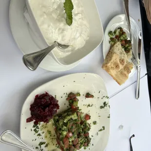 Shallot yogurt qnd shirazi salad