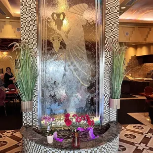 Beautiful fountain at the Persian Room