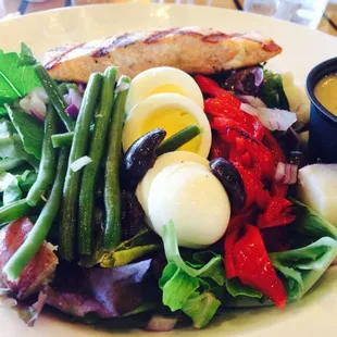 Salmon Niçoise for lunch. Dressing on the side with a dash of Sriracha. Healthy and delicious!