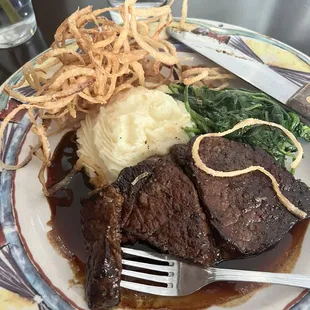 Filet Mignon w/ mashed potatoes and Sauted Spinach