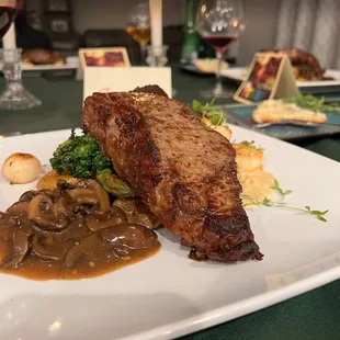 Call (775)319-7252 To Book your private dinner with Chef Jon Stokes!