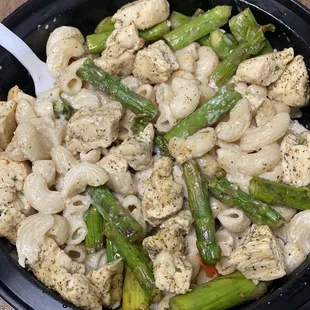 Vegan Alfredo Chicken Mac