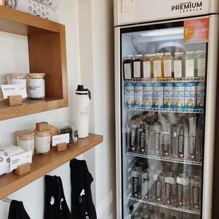 Inside : So many goodies to purchase (including grove fresh pressed juice)