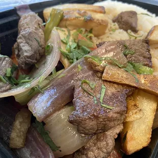 Lomo saltado