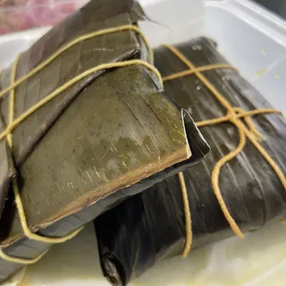Tamales (CHICKEN)