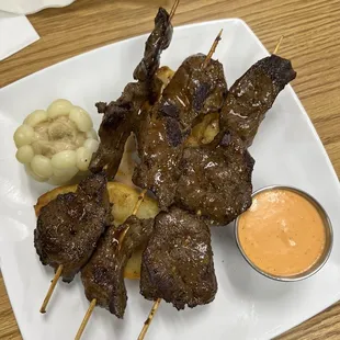 Beef hearts. A very hardy appetizer. Lol. A lot of food.