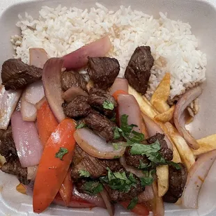 Lomo Saltado