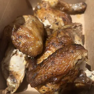 chicken wings and fried chicken, bbq wings, poultry, chicken wings, food, fried chicken wings, fried chicken, chicken, bbq chicken