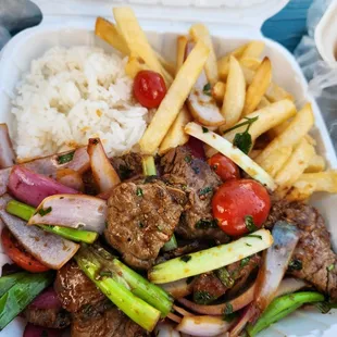 Lomo Saltado