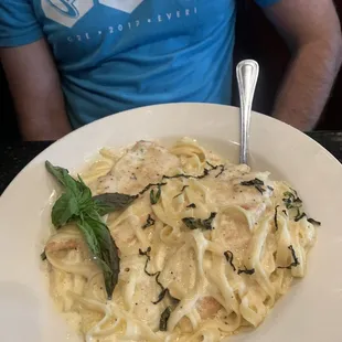 Fettuccine Alfredo