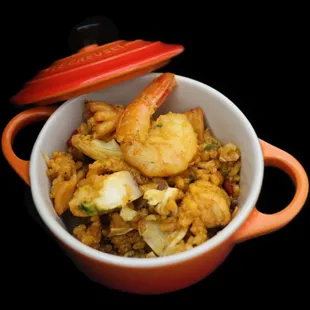 Seafood and chicken paella. Disappointed that there was NO SOCARRAT but the paella was flavorful.