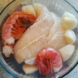 Basa fish, scallops &amp; shrimp