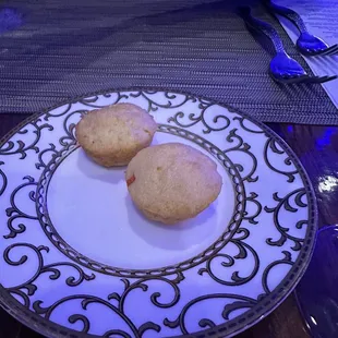 Cornbread (comes with meal)