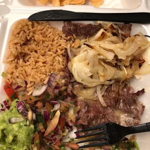 I ordered Tacos Al Carbon. But I think they gave me a steak plate!  It was good!
