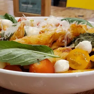 a bowl of pasta and vegetables