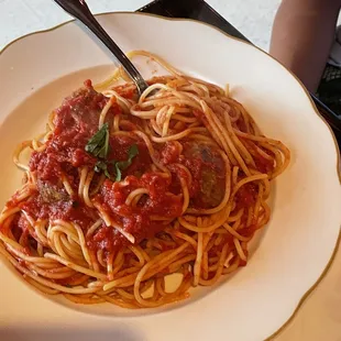 Spaghetti and Meatballs (yummy!)